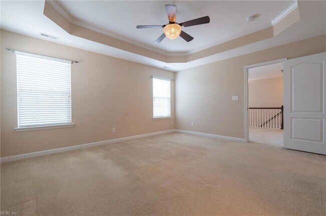 Building Photo - 302 Milton Ct