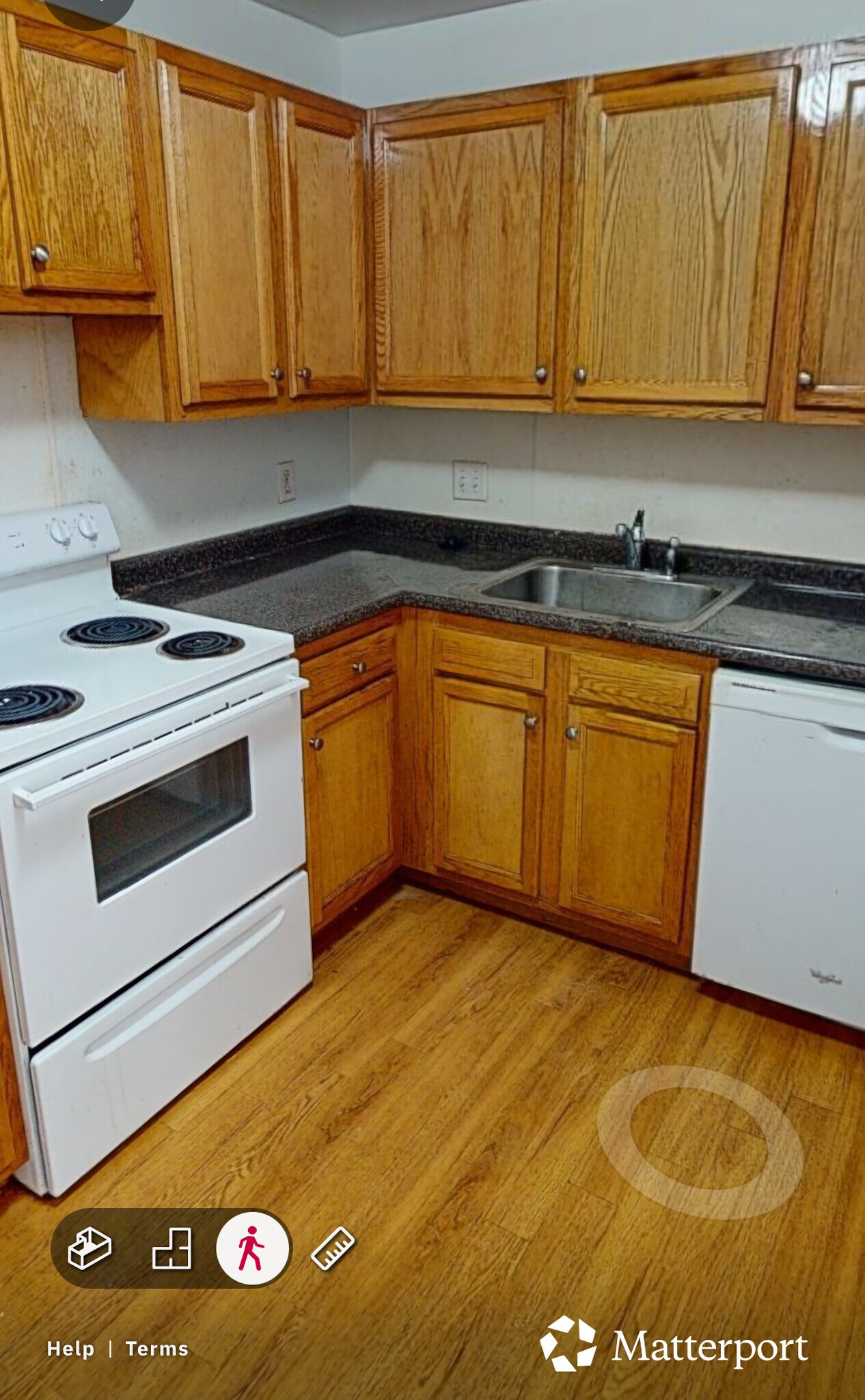 Building Photo - 354 Tappan St