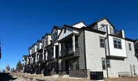 Building Photo - 20582 SE Nina Ave