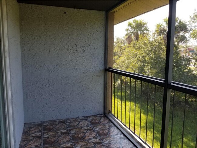 Building Photo - 2416 Barley Club Ct