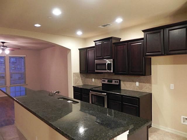 Building Photo - 1814 English Ln