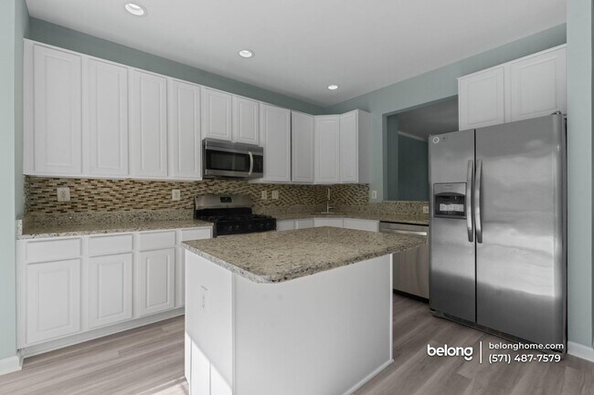 Building Photo - 47339 Blackwater Falls Terrace