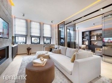 Primary Photo - 900 Adams Crossing