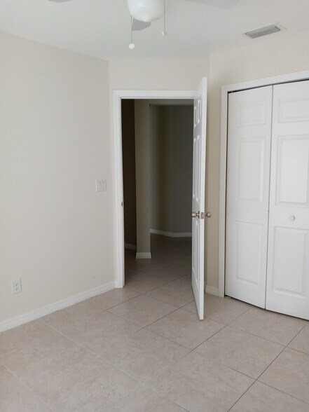 Building Photo - Coming Soon - $500 off Move in Summer Special