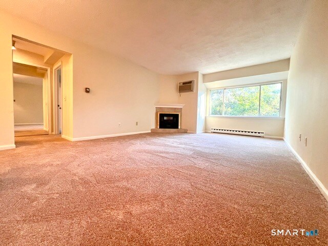 Building Photo - 55 Mill Plain Rd