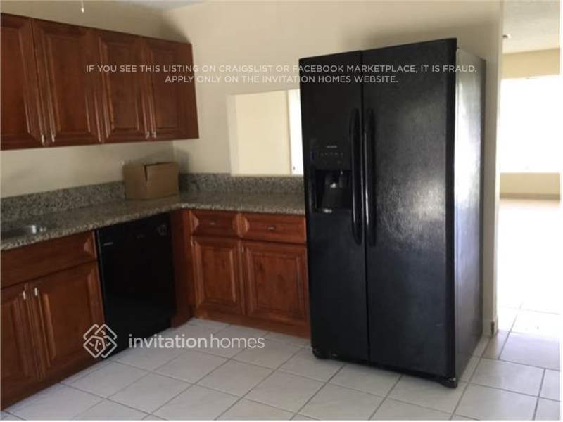 Building Photo - 6117 Blue Grass Cir
