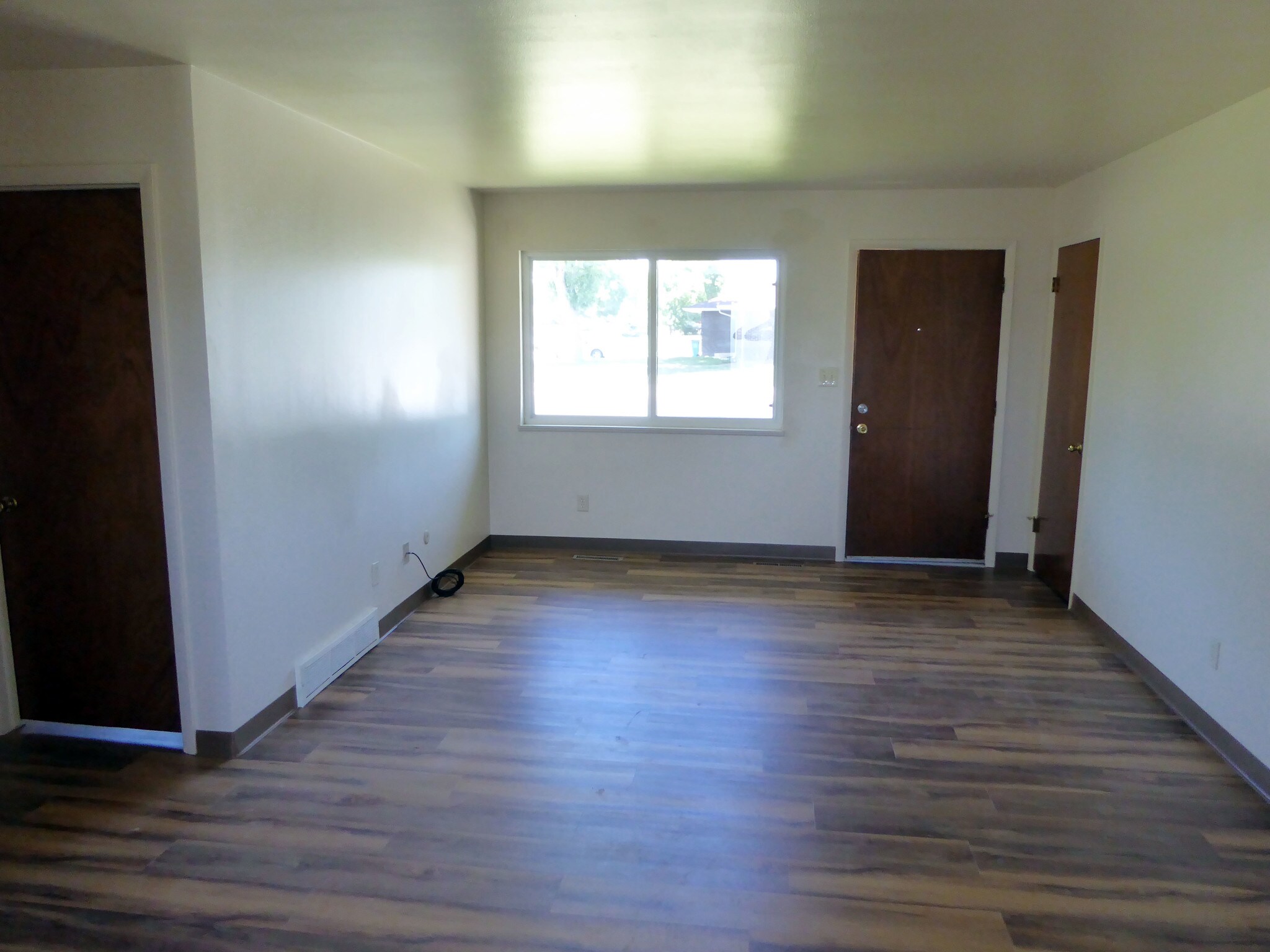 Building Photo - 3209 E Locust St