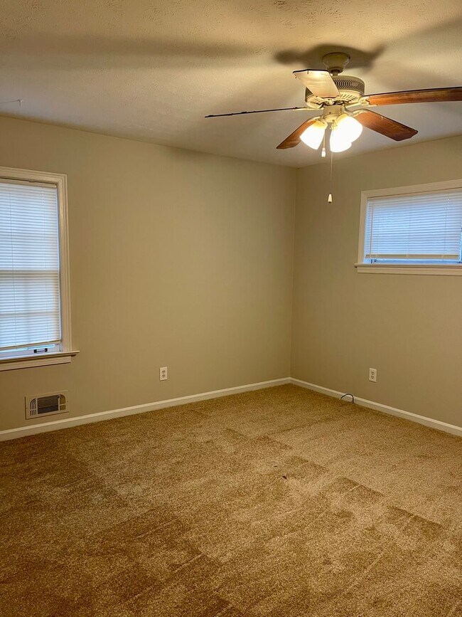 Building Photo - BELOW MARKET!  Amazing 3/2 Ranch On Corner Lot With Detached Garage &  HUGE Workshop!