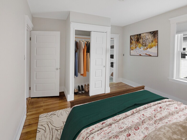 Bedroom with en-suite bathroom - 22 Reed St