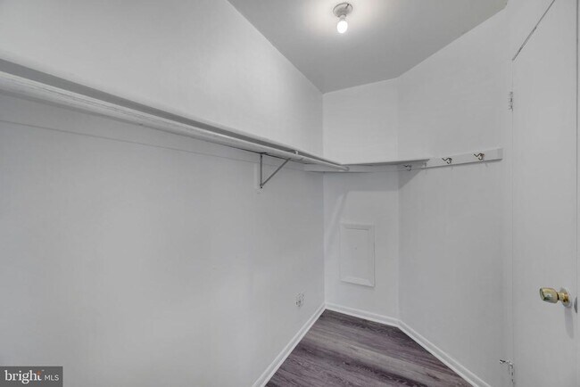 Building Photo - 281 Ternwing Dr