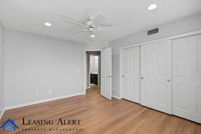 Building Photo - 23367 Camford Pl