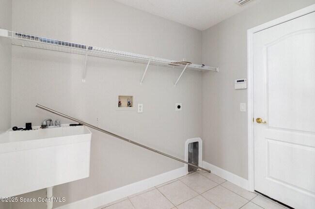 Building Photo - 4421 Chardonnay Dr
