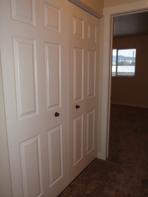 Building Photo - Half month free with a six month lease