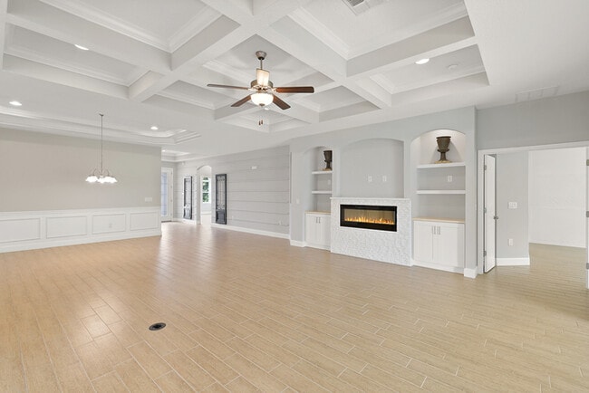 Building Photo - 202 Messina Pl