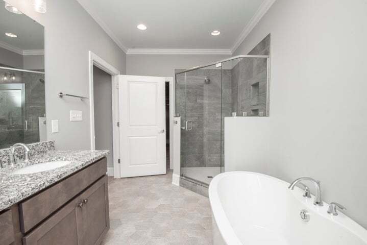 Building Photo - 481 Chapel Grove Ln