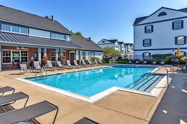 Building Photo - 431 Chopin Ct