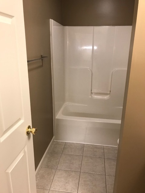 bath 2 - 155 Sylvan Crest Dr
