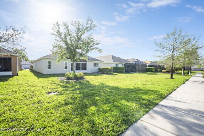 Building Photo - 6924 Renshaw Dr