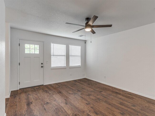 Building Photo - 1608 NW 7th St