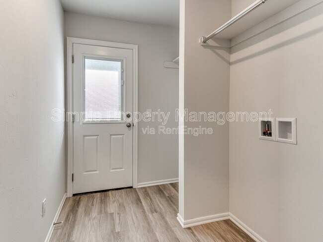 Building Photo - 11520 SW 12th St