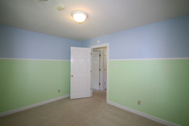 Building Photo - WONDERFUL 2-STORY HOME IN WALNUT CREEK *SP...