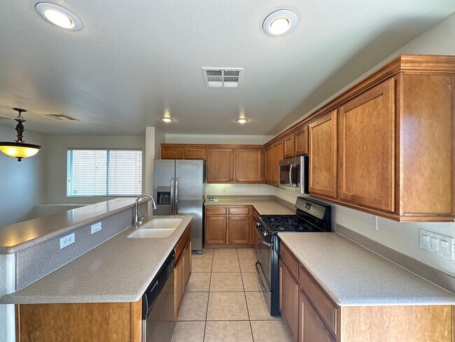 Building Photo - WARM SPRINGS TORREY PINES 10