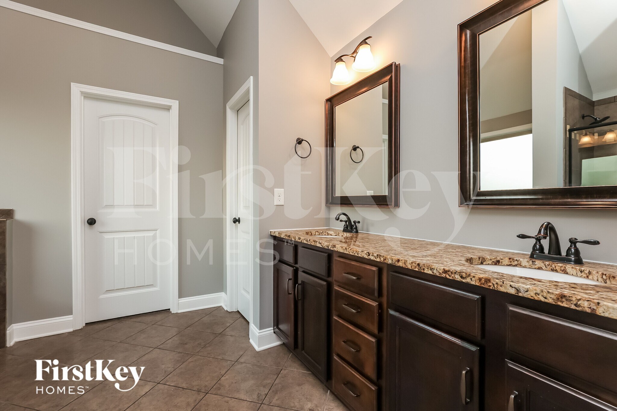 Building Photo - 1499 Amberly Dr