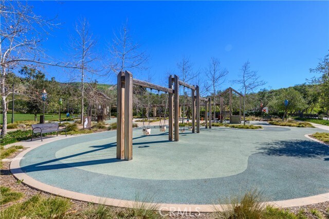 Building Photo - 58 Longchamp