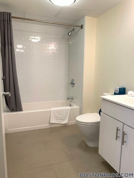 Building Photo - 8 Winter Pl