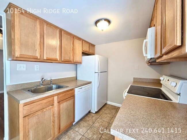 Building Photo - 10154 High Ridge Rd