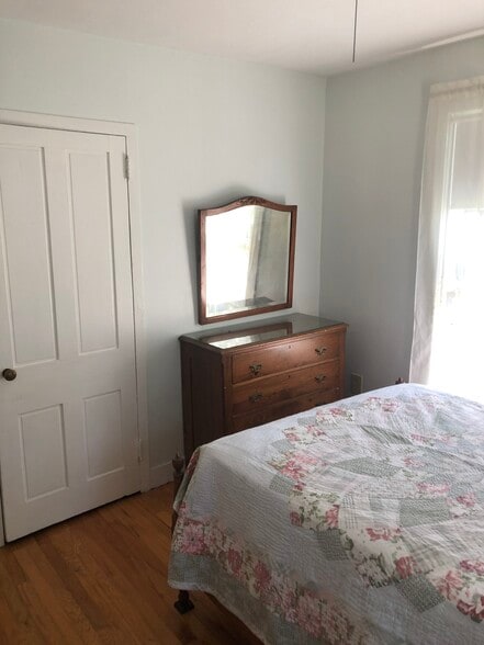 Building Photo - 79 Caswell St