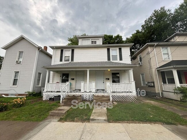 Primary Photo - 309 Moore St