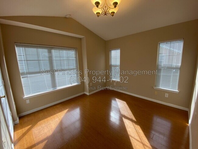 Building Photo - 10200 Belle Rive Blvd