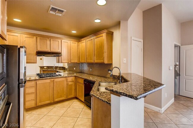 Building Photo - 67 E Agate Ave