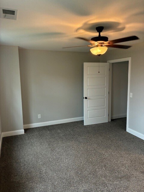 Building Photo - 744 Gracey Ave