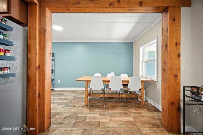 Building Photo - 2032 Inwood Terrace