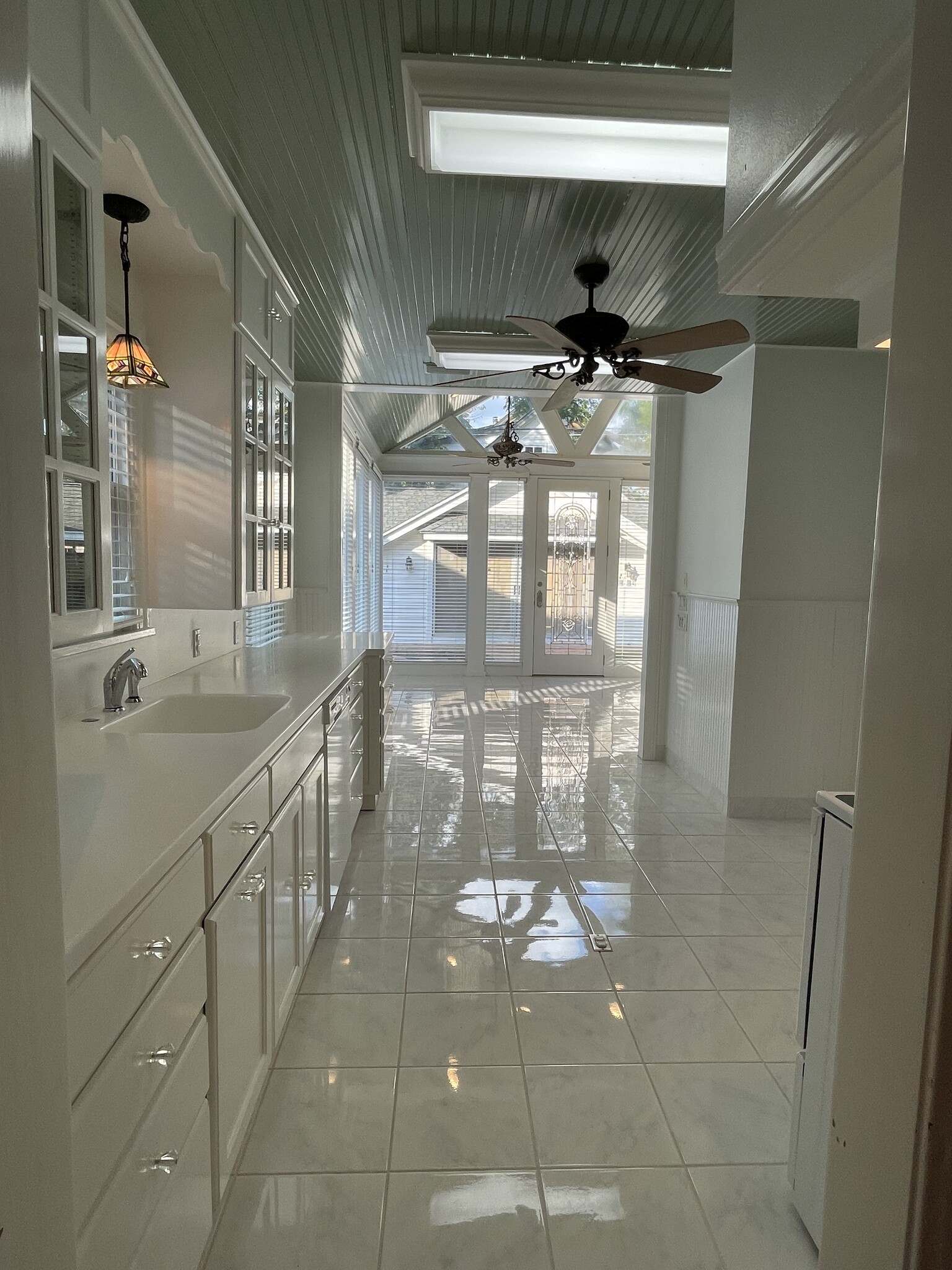 Kitchen - 1500 Preston Ave