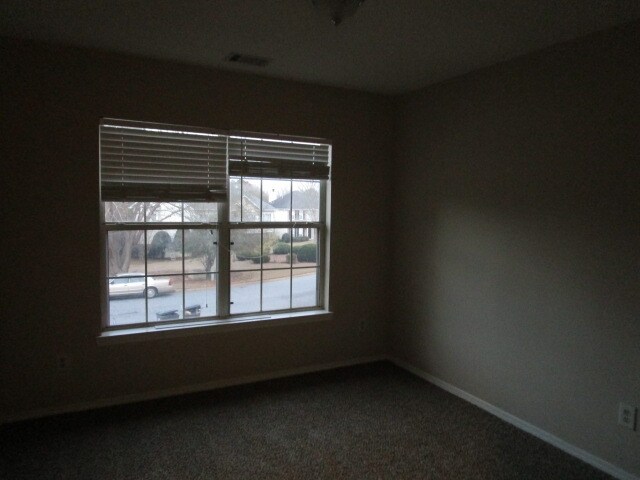 Building Photo - 1851 Green Oak Cir