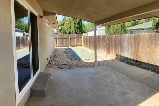 Building Photo - 2810 Carver Rd