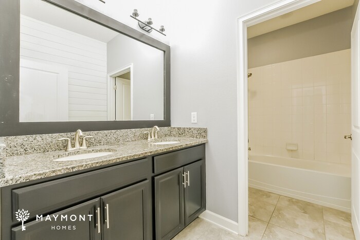 Building Photo - 5853 Alenlon Way