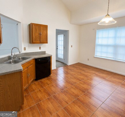 Building Photo - 65 Waters Edge Way
