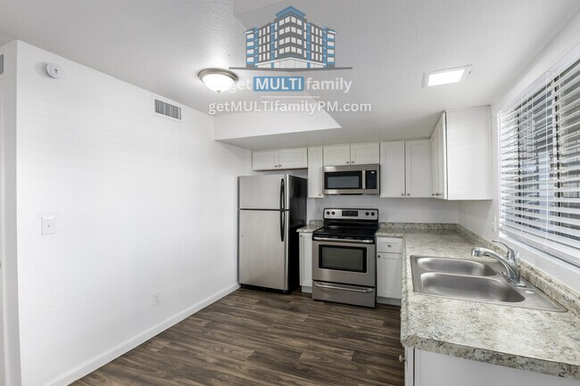 Building Photo - 1923 E Hayden Ln