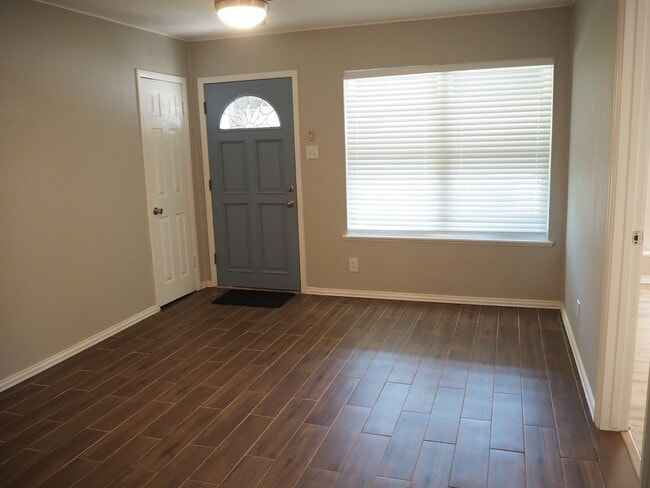 Building Photo - 157 Harvard-