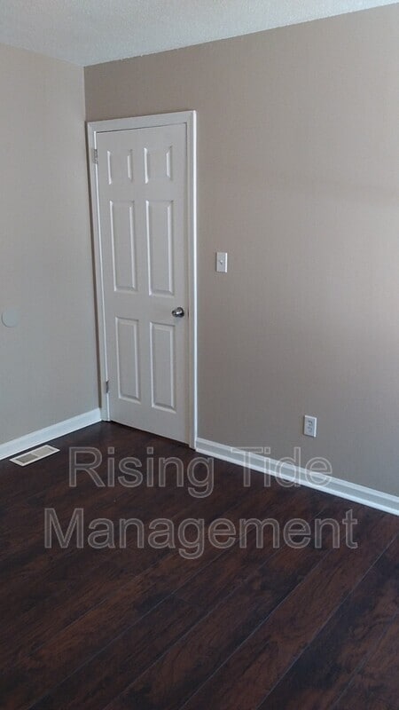 Building Photo - 5824 Balboa Terrace