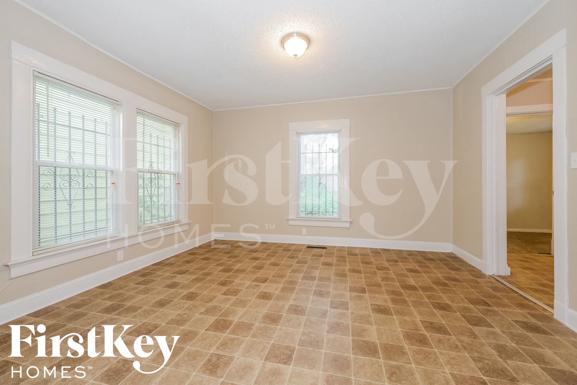 Building Photo - 2214 Quincy St