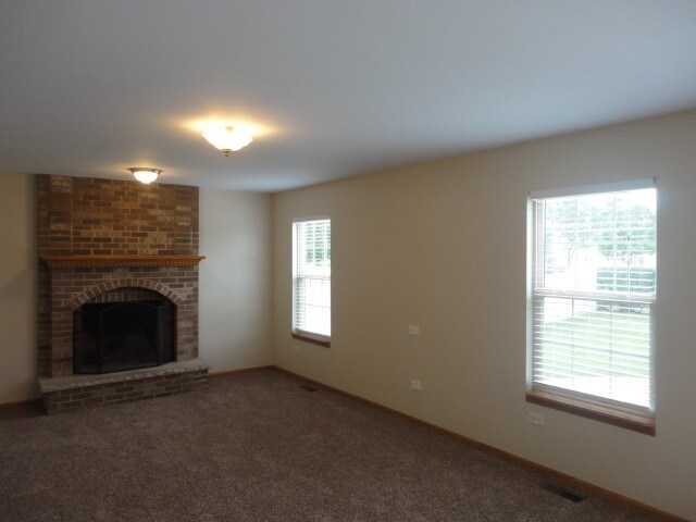 Building Photo - 8058 W Rosebury Dr