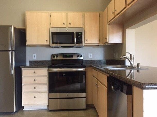 Building Photo - 701 Gibson Dr