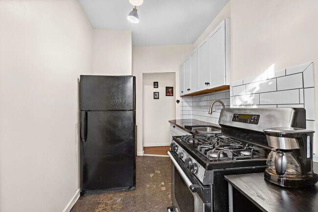 Building Photo - 275 Harrison Ave