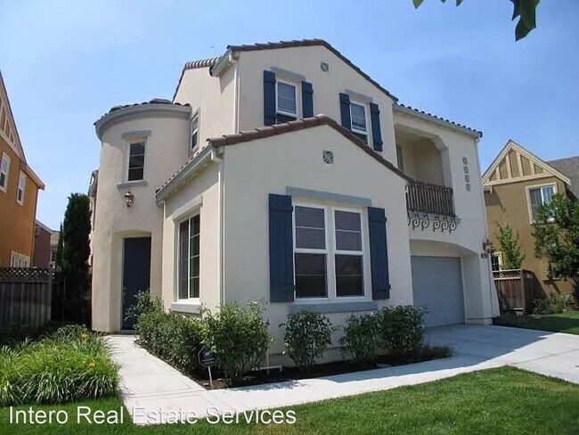 Primary Photo - 5 br, 4 bath House - 1080 E River Pkwy