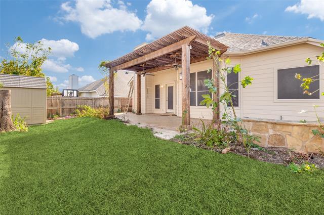 Building Photo - 4921 Tulip Ln